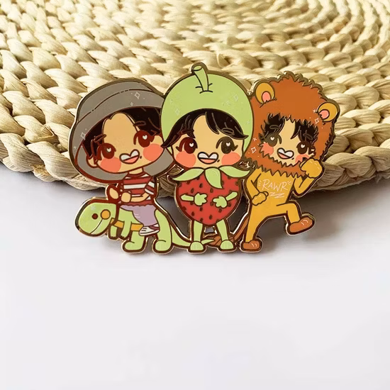 Изготовленные на заказ обширные подарки Kpop трафаретная печать блестящая мягкая эмалированная булавка для одежды