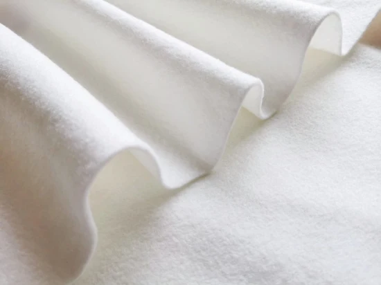 Fr Вискозная белая иглопробивная нетканая ткань для подкладки матраса, прошедшая испытание на огнестойкость 1633, ширина 86/92 дюйма